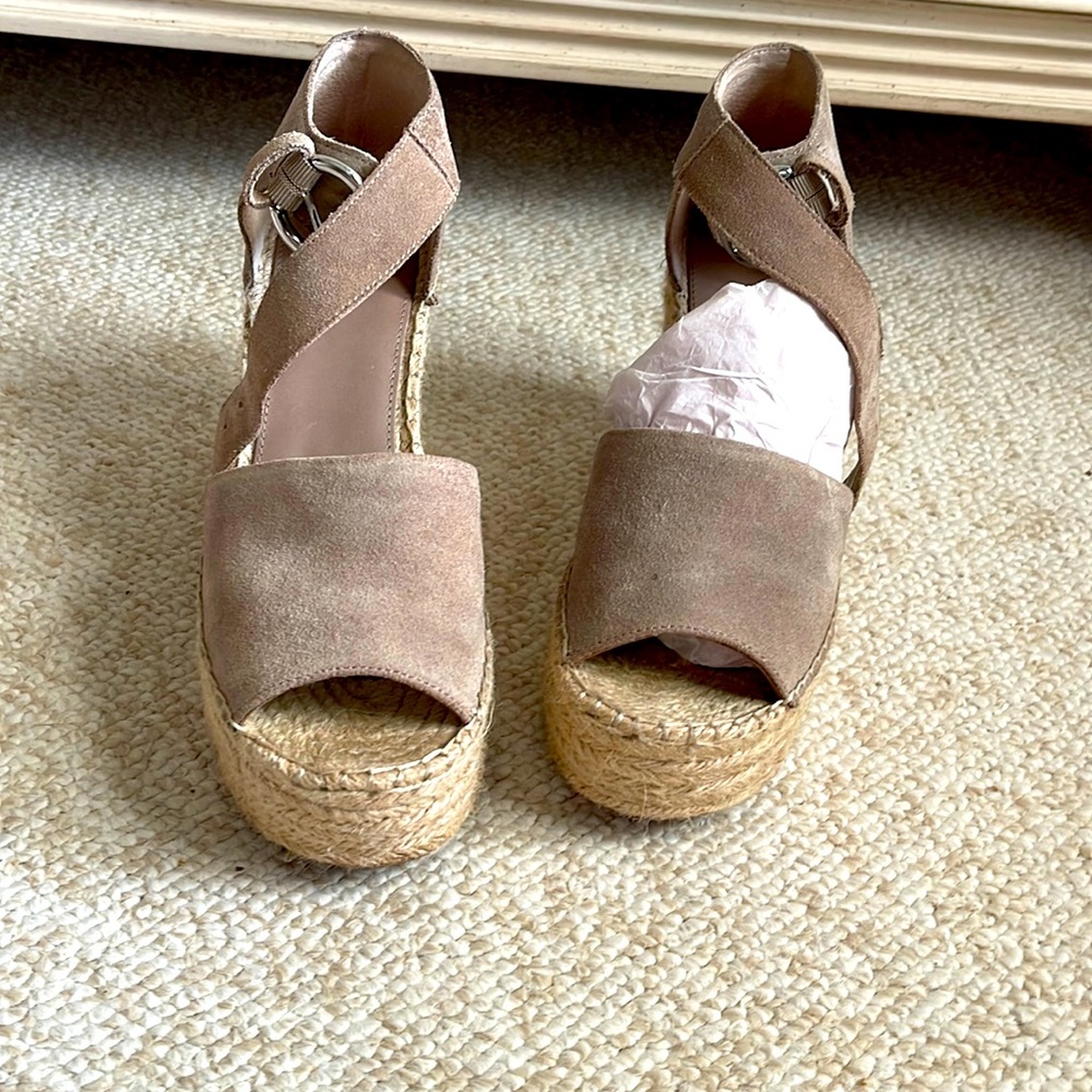 Marc Fisher platform sandals